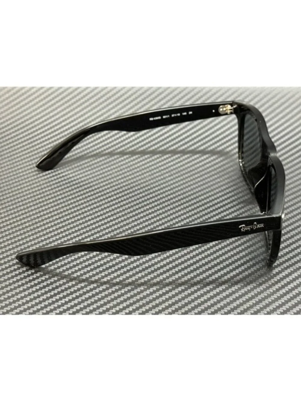 New Ray-Ban Men Black Sunglasses 57-19-145